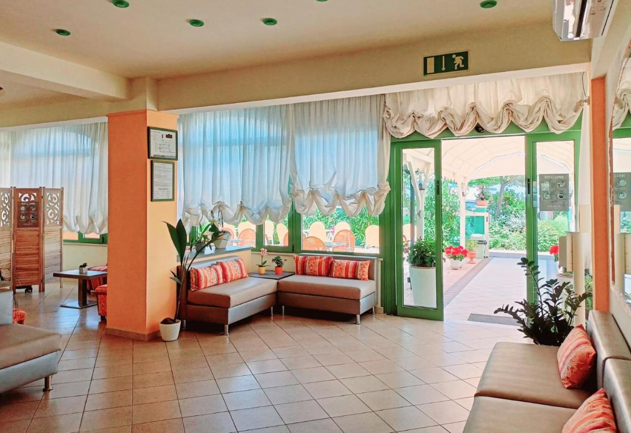 Costa Del Sole Only Room Milano Marittima Exterior photo