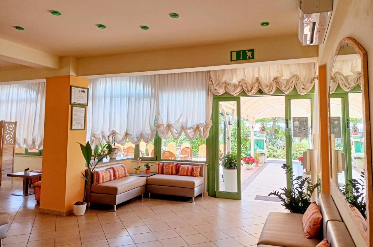 Costa Del Sole Only Room Milano Marittima Exterior photo