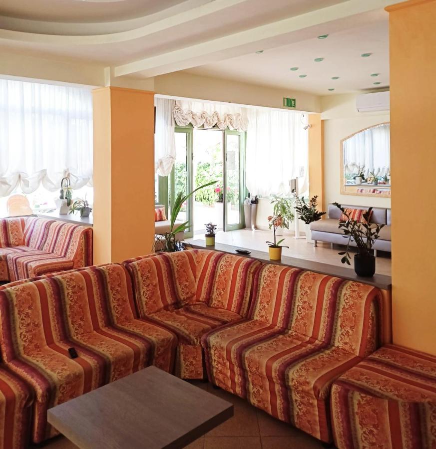 Costa Del Sole Only Room Milano Marittima Exterior photo